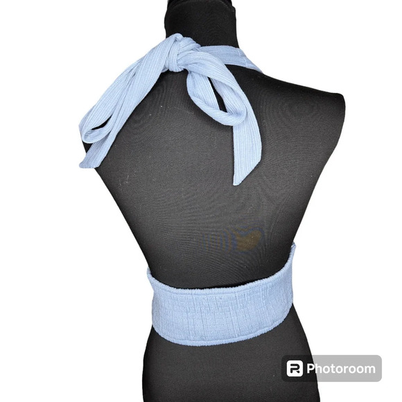 4 Crop Top Bundle - Picture 4 of 10